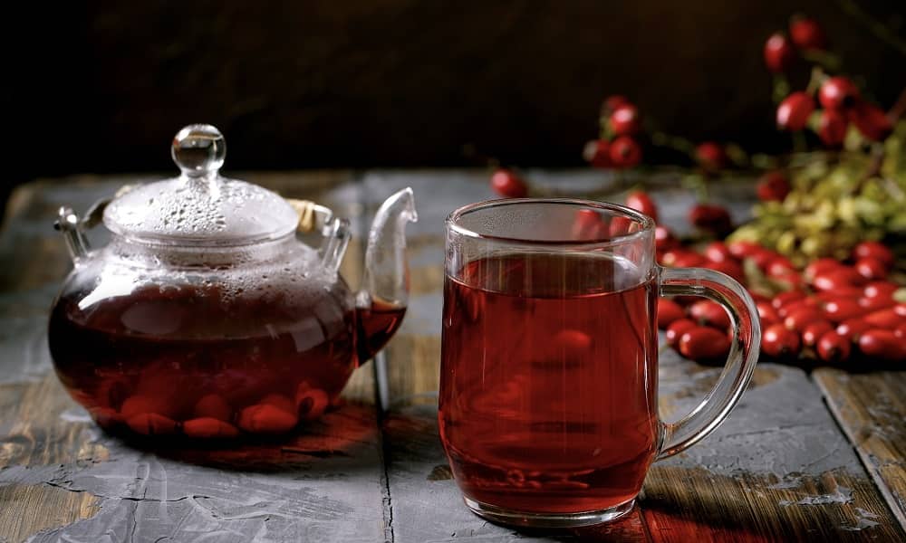 Herbata owocowa latem – pomysły na zastosowanie