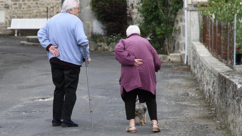 Problemy z pamięcią – jak wspierać seniorów?